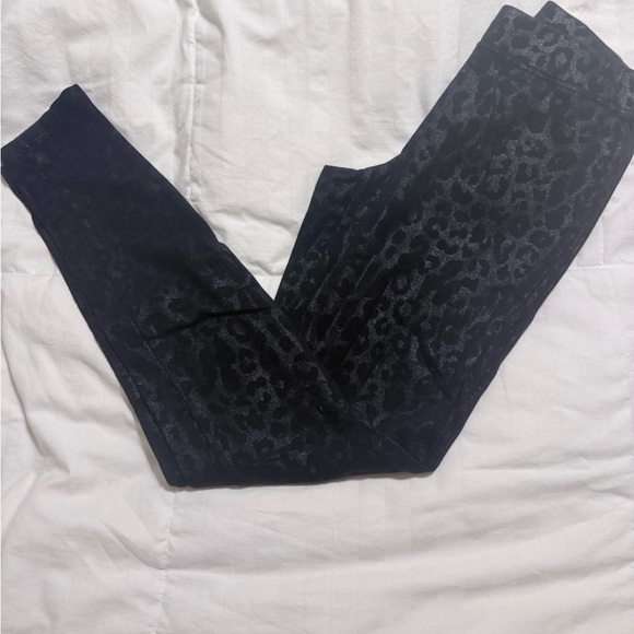 Express Pants - Express Dark Leopard Leggings - Extra Small